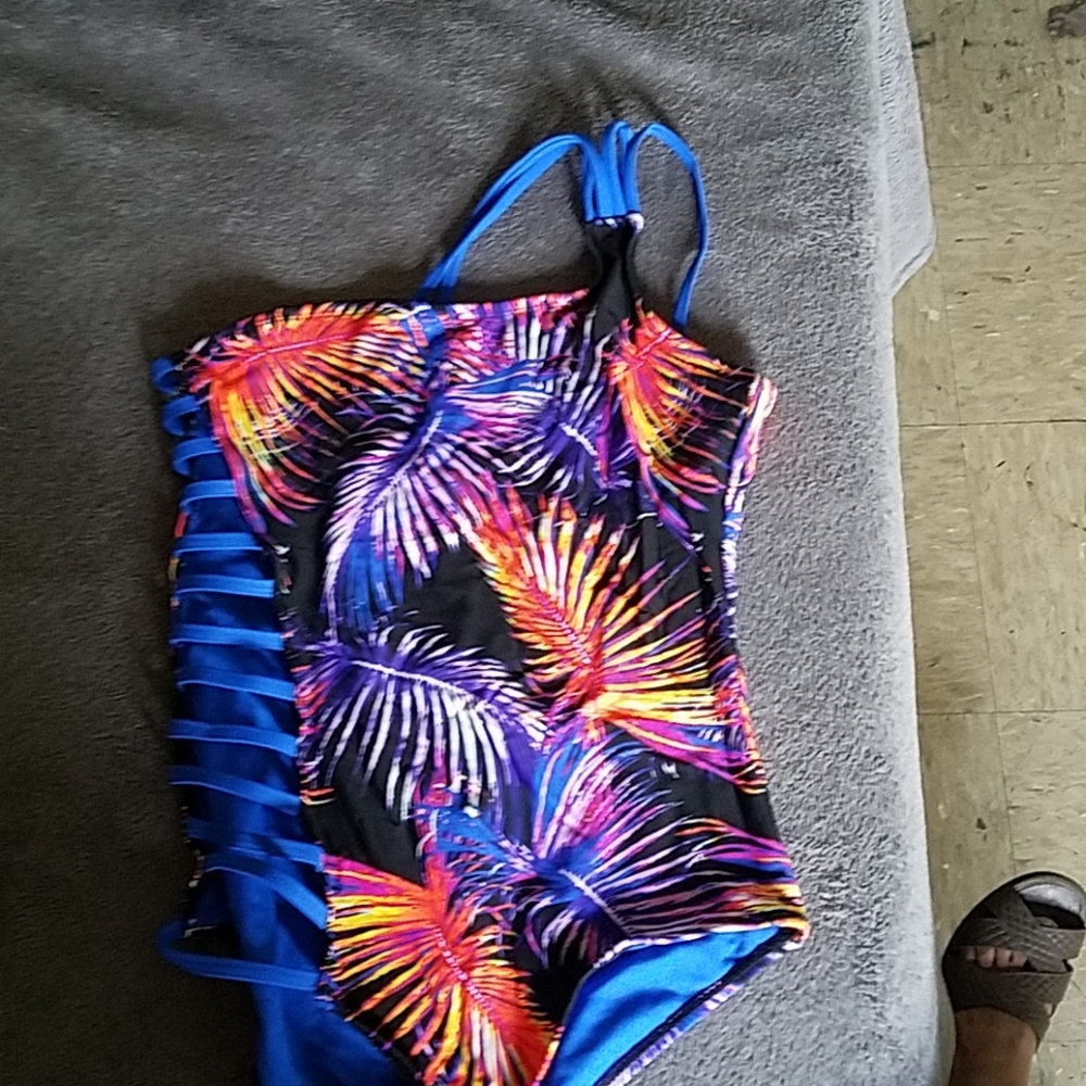 Junior 1 piece swim